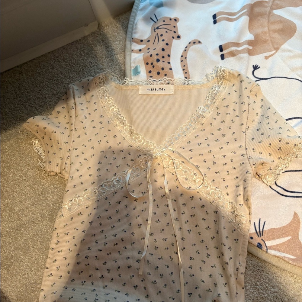 Lace floral top